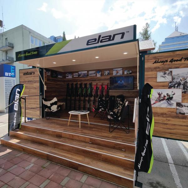 Elan participates in the Slovenian Digital Center with Voyager skis.